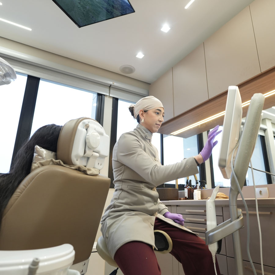 extração dente do siso com dentista Bárbara Ferrari, em Moema, São Paulo