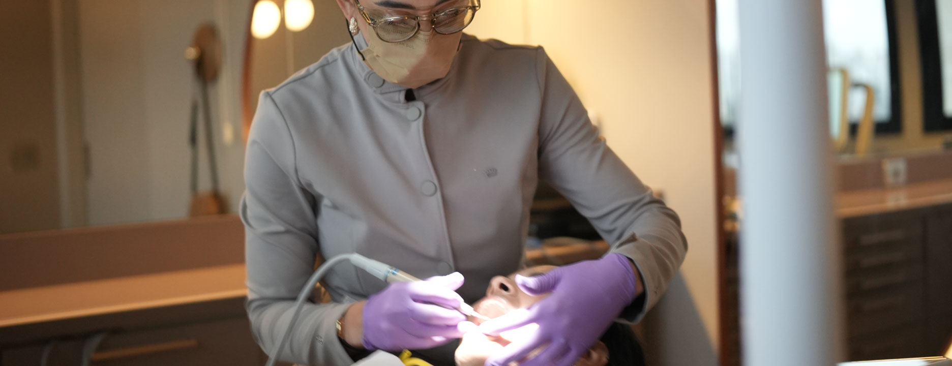 limpeza dental realizada-pela dentista Barbara Ferrari