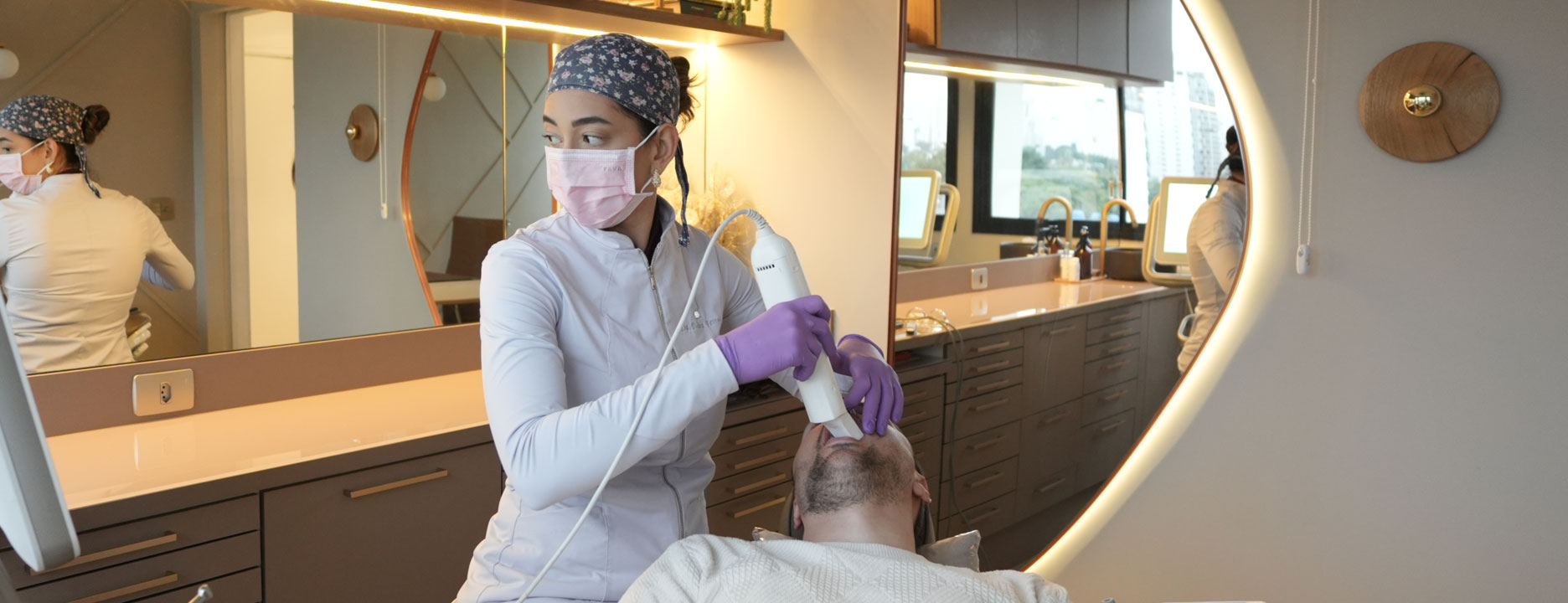pino de fibra dentista Bárbara Ferrari